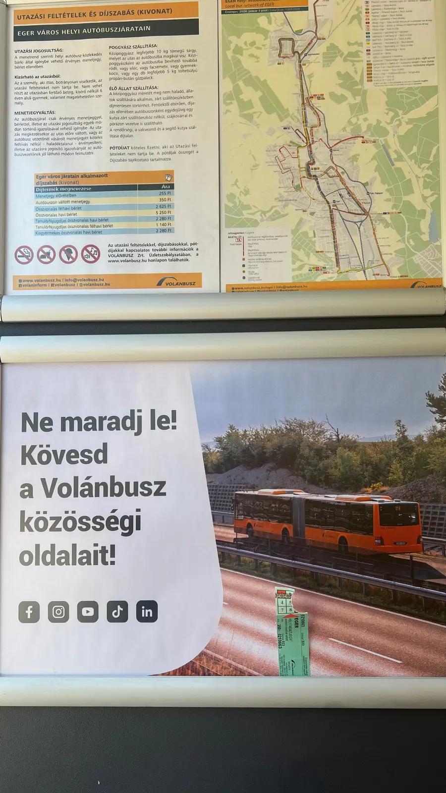 Ne maradj le feliratú buszhirdetés közelről